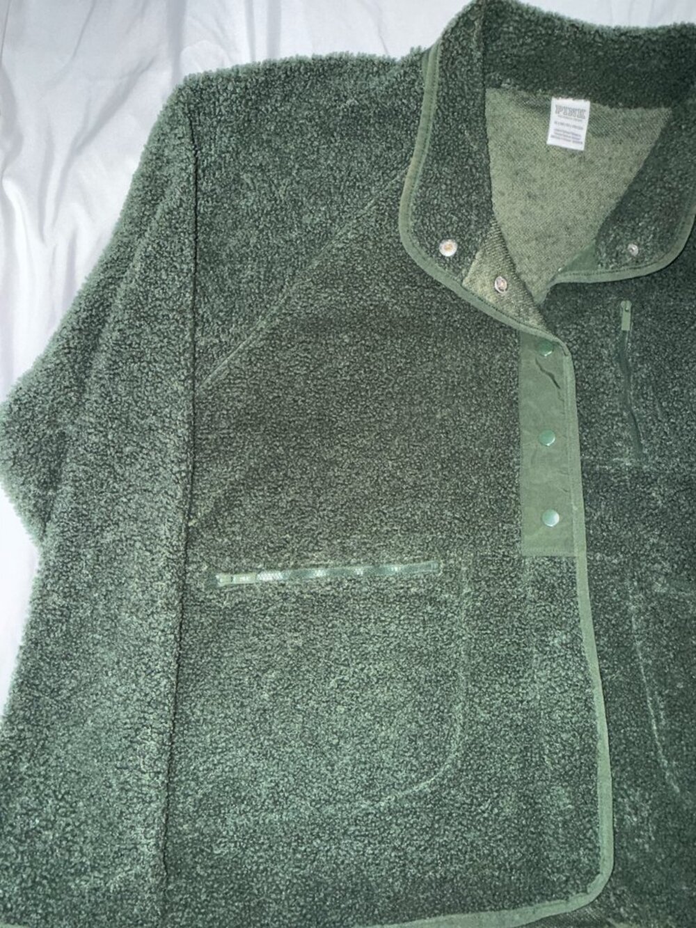 PINK Victoria’s Secret Sherpa Snap Front - Size XL